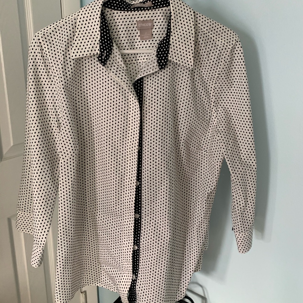 Chicos No-Iron white with black polka dot dress shirt, size 2.